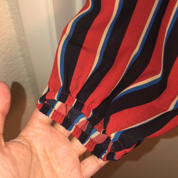 Forever 21 Lightweight open tied back long sleeves - Picture 4 of 8